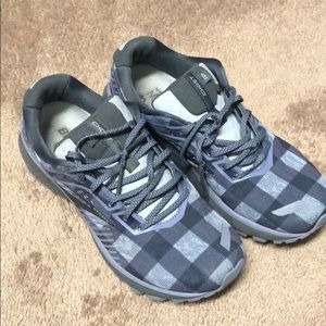 Brooks Ghost 12 Tennis Shoes 9 WIDE